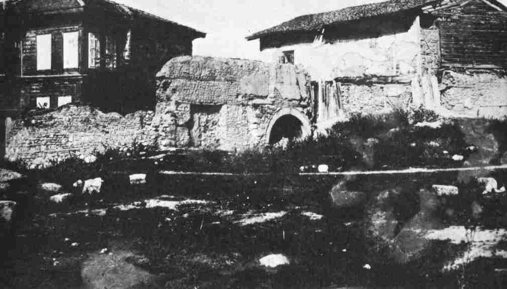 RUINS OF THE HOUSE OF AMRU'LLÁH